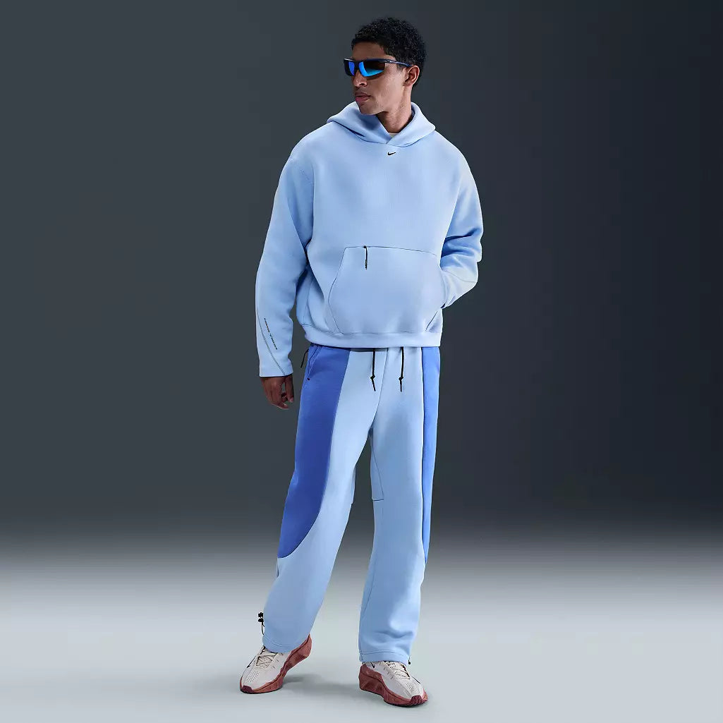 Nike Tech Fleece Oversized Hoodie